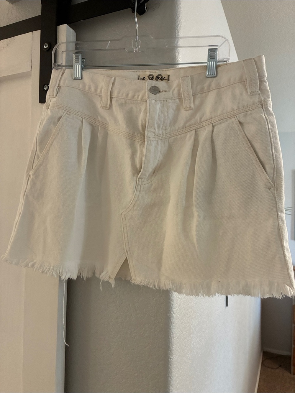 We The Free Cream Frayed-Hem Pleated Front Skort
